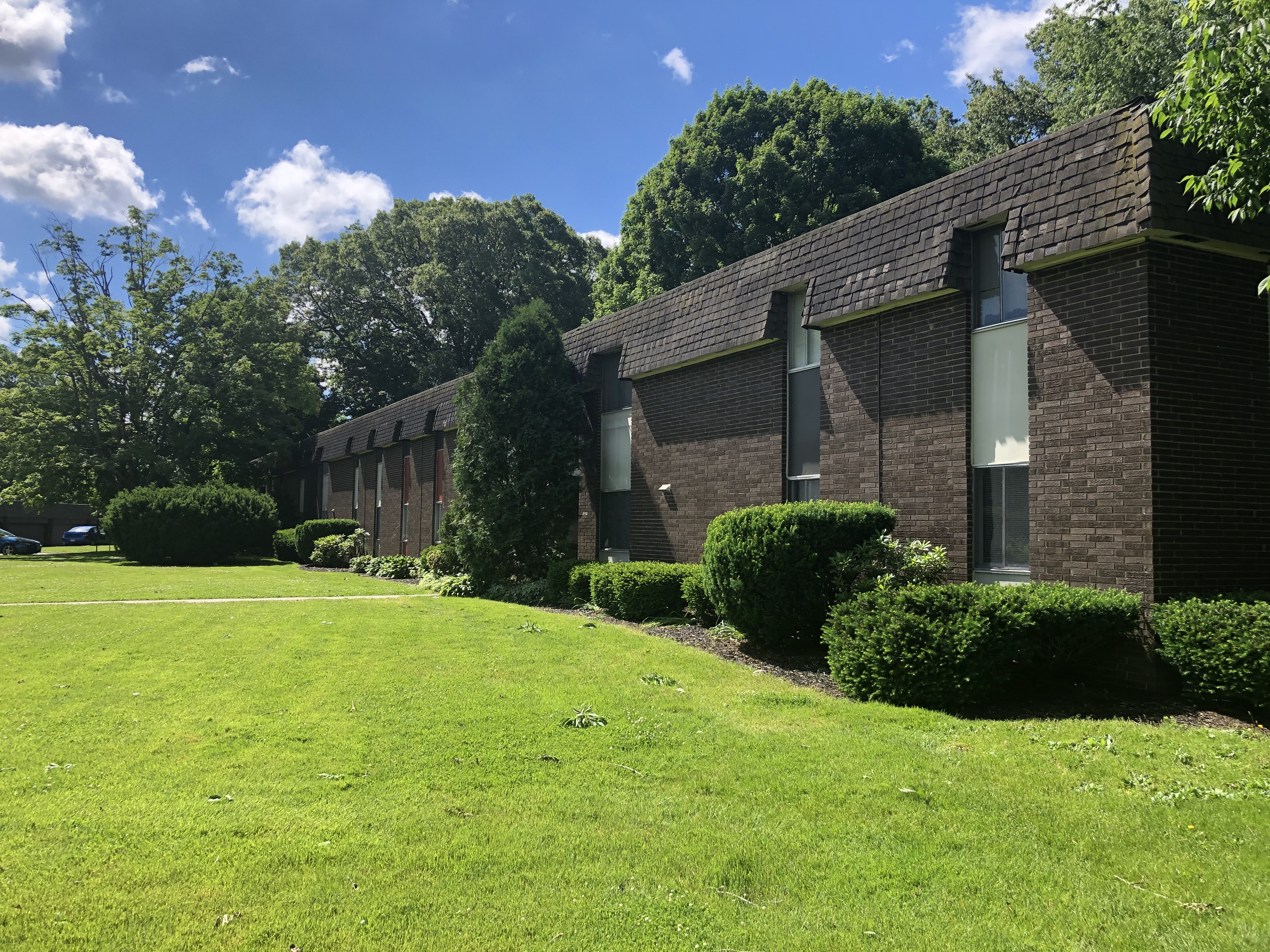 Exterior at Fairway Tower and Manor Apartments, 750 Mull Avenue, Akron, OH 44313