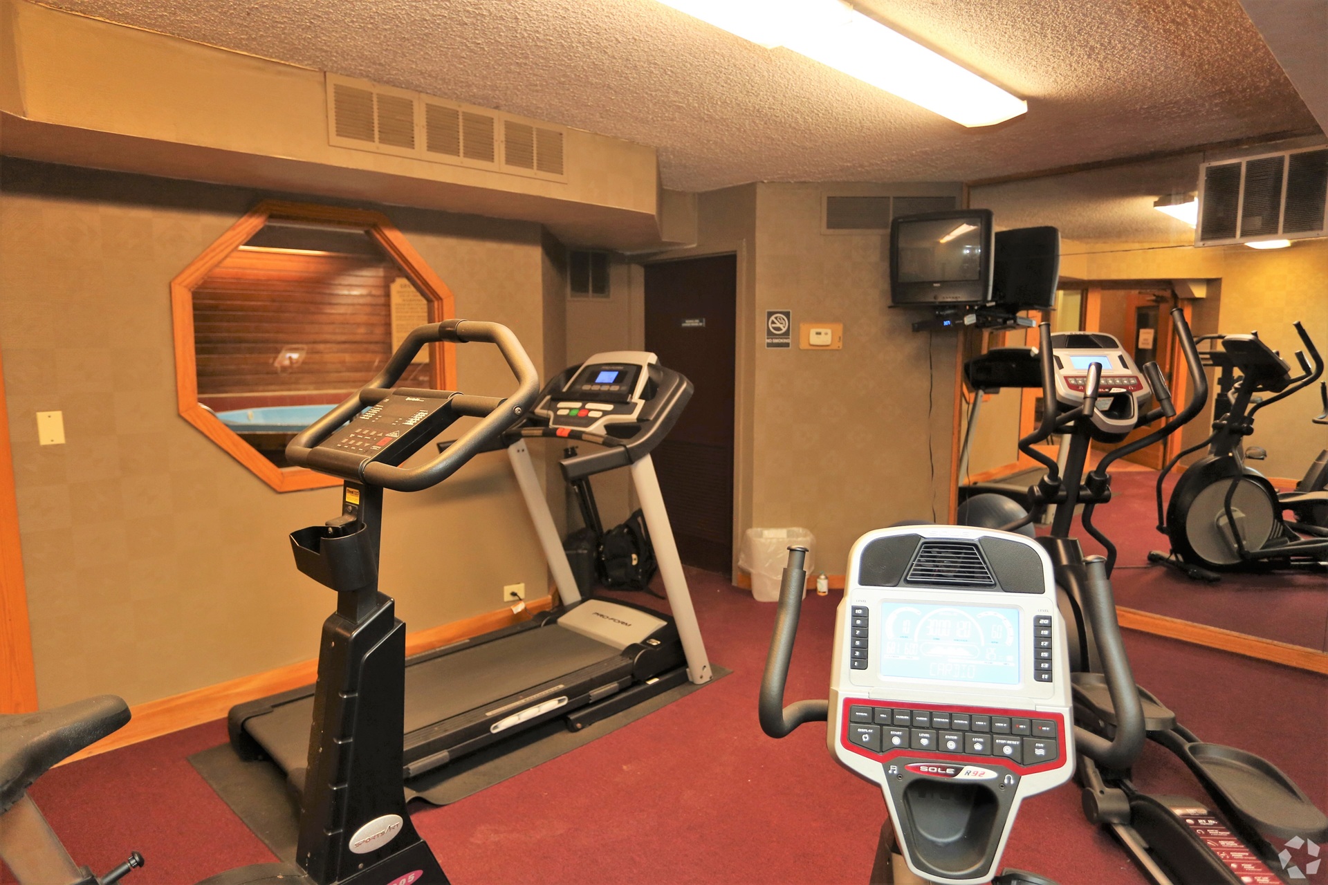 Fairway Tower & Manor Apartments fitness center in Akron Ohio