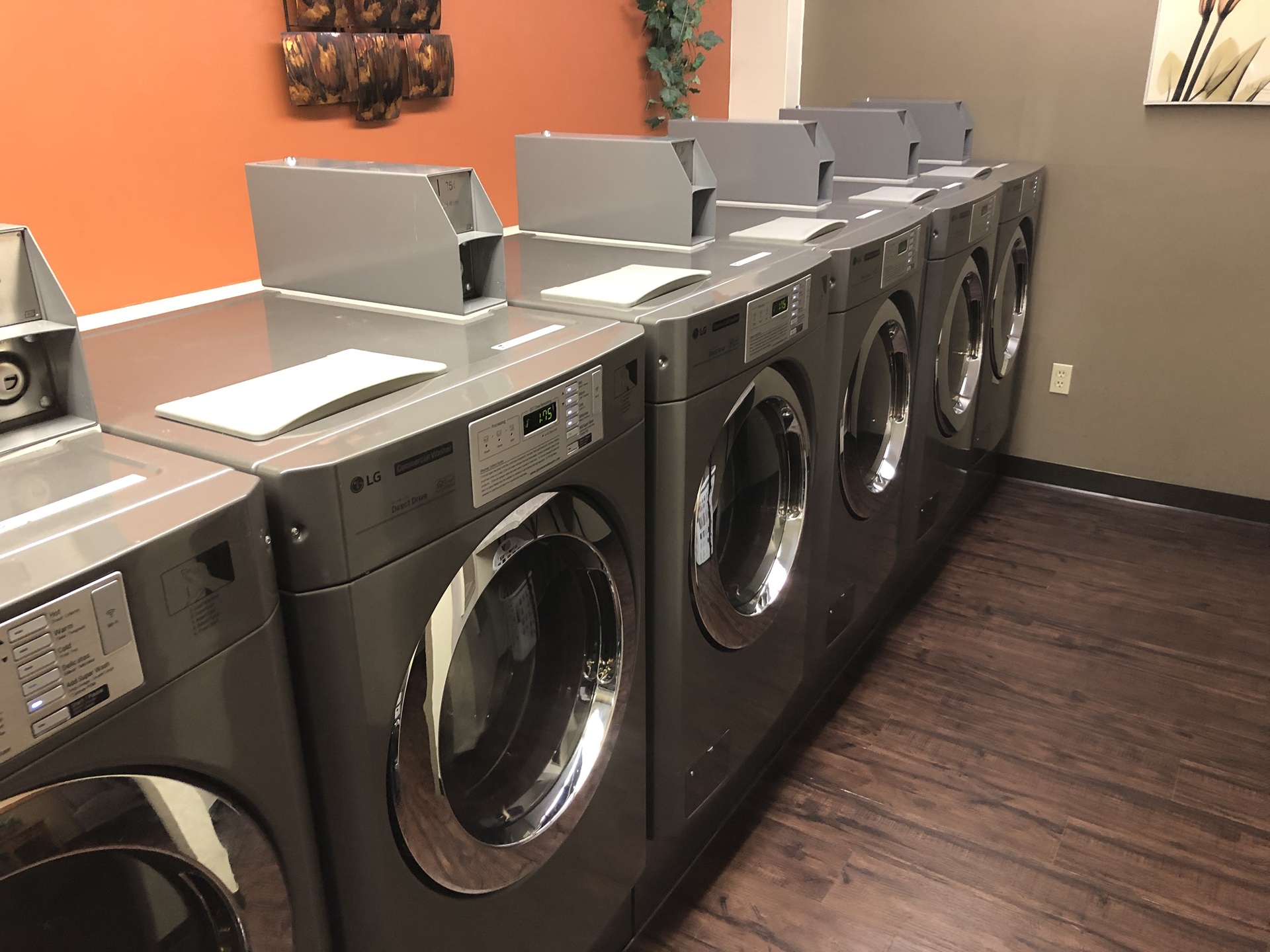 Fairway Tower & Manor Apartments laundry room in Akron Ohio